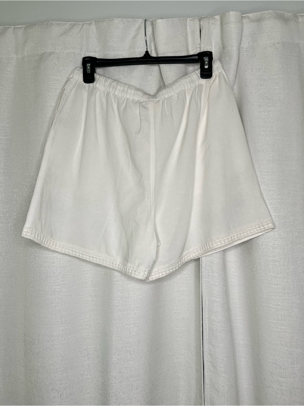 Bila Large White Embroidered Drawstring Shorts NWT - Picture 6 of 12